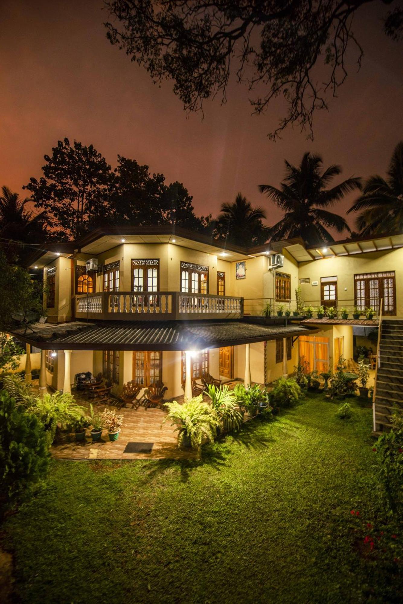 Wildlife Safari House Hotel Udawalawe Bagian luar foto